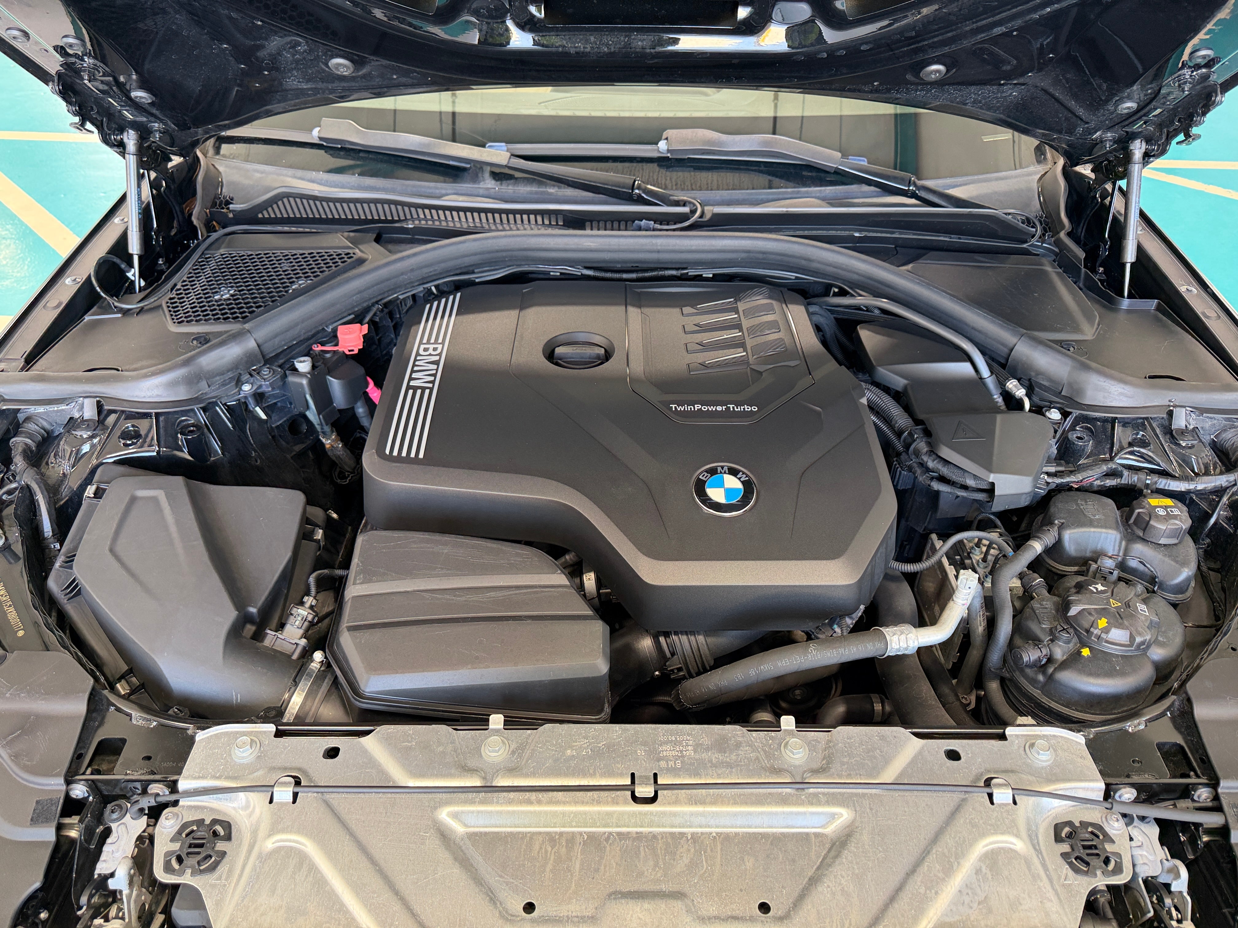 bmw 3 series 2019 3MW5R1J52K8B00117 image bmw 3 series 2019 3MW5R1J52K8B00117 image